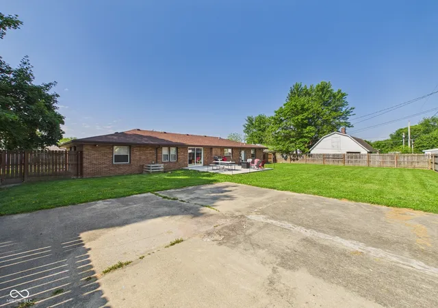 Homes for sale in Alexandria, IN | 708 W Monroe St, Alexandria, IN 46001 | MLS# 22106235