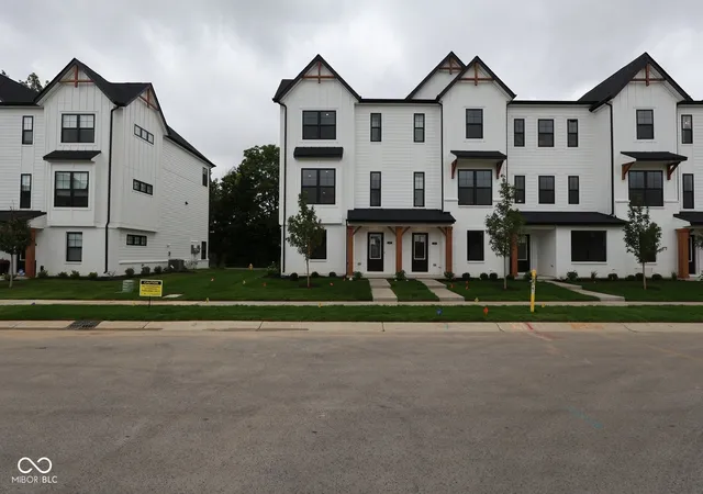 2nd image of 4461 Yellowwood Ave, Brownsburg, IN 46112 | MLS# 22106251