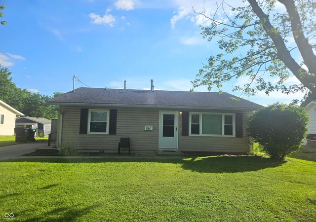 Homes for sale in Whiteland, IN | 514 Elmhurst Pl, Whiteland, IN 46184 | MLS# 22106321