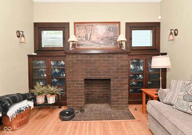 4th image of 611 Wallace Ave, Indianapolis, IN 46201 | MLS# 22106324