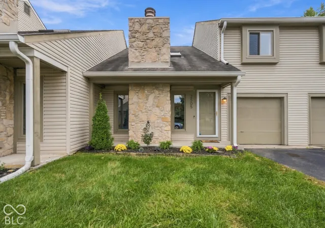 Photo 2 of Condo for sale at 2505 Spring Hl Ct, Indianapolis, IN 46268 | MLS# 22106347 | Listing updated on 2026-10-07
