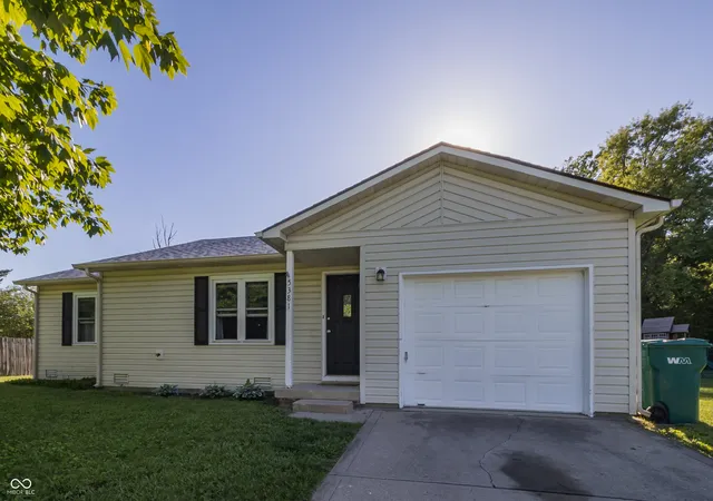 3rd image of 5381 Collett Dr E, Camby, IN 46113 | MLS# 22106354