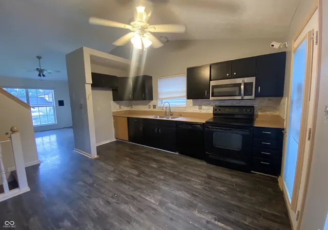 5th image of 4817 Shadow Pointe Dr, Indianapolis, IN 46254 | MLS# 22106357