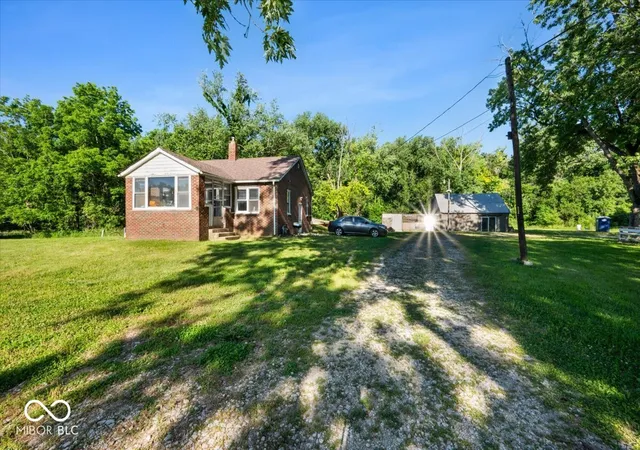 1st image of 5118 Sandhurst Dr, Indianapolis, IN 46217 | MLS# 22106422