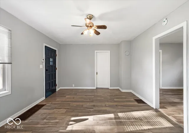 4th image of 5118 Sandhurst Dr, Indianapolis, IN 46217 | MLS# 22106422