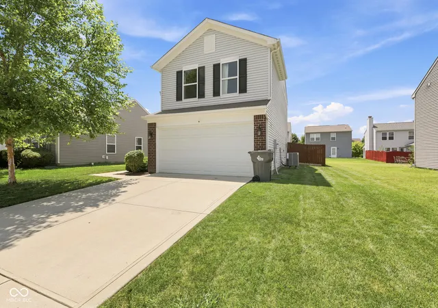 3rd image of 4072 Little Bighorn Dr, Indianapolis, IN 46235 | MLS# 22106447