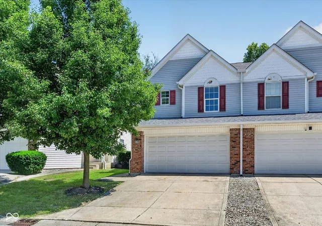 Photo 1 of Single family home for sale at 1852 Misty Lake Dr, Indianapolis, IN 46260 | MLS# 22106483 | Listing updated on 2026-08-04