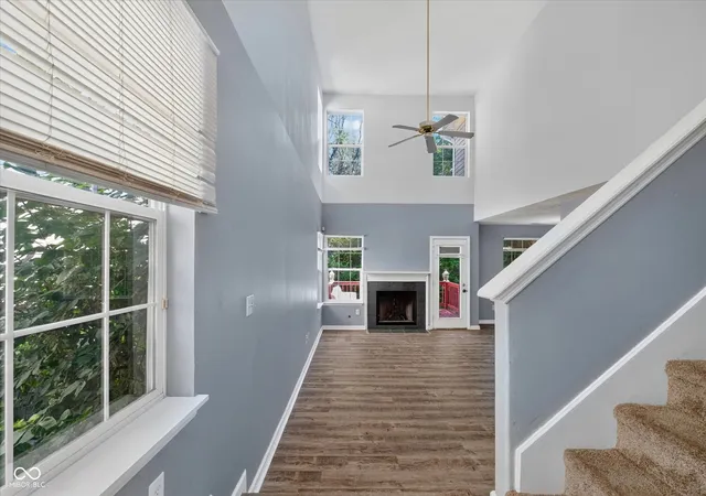 Photo 4 of Single family home for sale at 1852 Misty Lake Dr, Indianapolis, IN 46260 | MLS# 22106483 | Listing updated on 2026-08-04