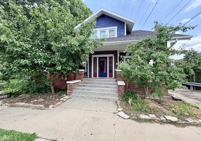 1st image of 212 N Elm St, Muncie, IN 47305 | MLS# 22106494