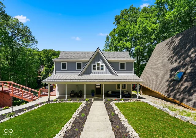 Photo 3 of Single family home for sale at 7573 Hummingbird Dr, Nineveh, IN 46164 | MLS# 22106496 | Listing updated on 2026-09-21