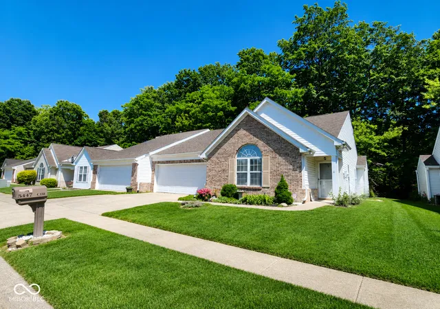 image of 5447 Spring Creek Cir, Indianapolis, IN 46254 | MLS# 22106544