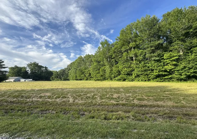 1st image of 1012 E Allegheny Trl, Greensburg, IN 47240 | MLS# 22106548
