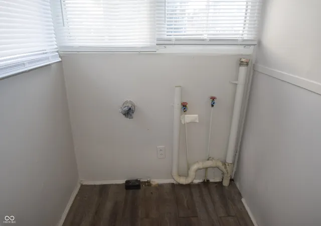 5th image of 5201 Burgess Ave, Indianapolis, IN 46219 | MLS# 22106555