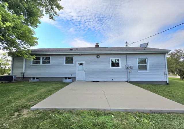 Homes for sale in Rushville, IN | 1141 Sugar Hill Dr, Rushville, IN 46173 | MLS# 22106561