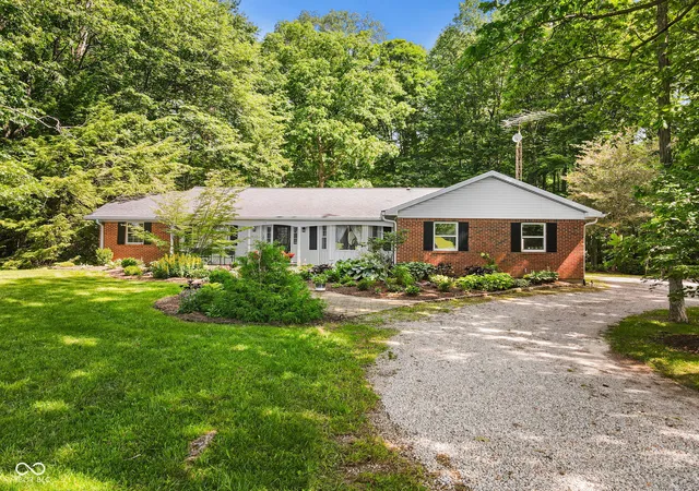 Homes for sale in Greensburg, IN | 8568 E County Road 400 N, Greensburg, IN 47240 | MLS# 22106567