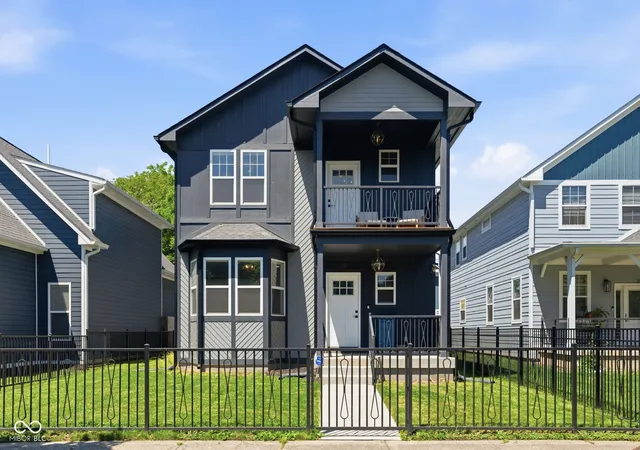 1st image of 26 N Hamilton Ave, Indianapolis, IN 46201 | MLS# 22106571