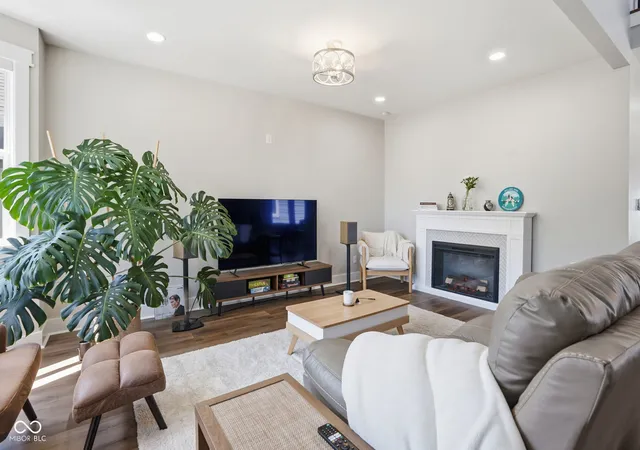 Photo 2 of Single family home for sale at 26 N Hamilton Ave, Indianapolis, IN 46201 | MLS# 22106571 | Listing updated on 2026-10-21