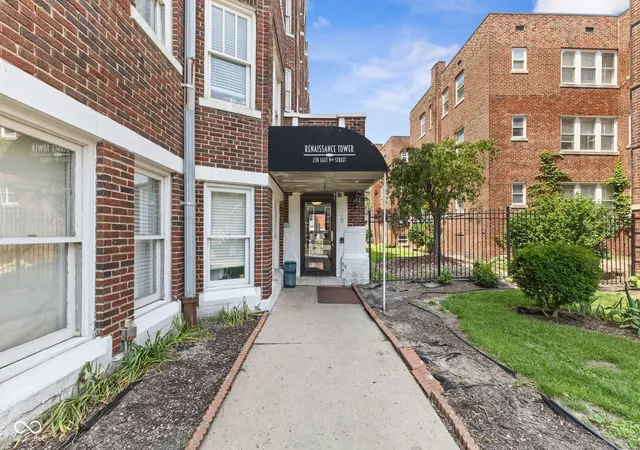 3rd image of 230 E 9Th St #601, Indianapolis, IN 46204 | MLS# 22106573