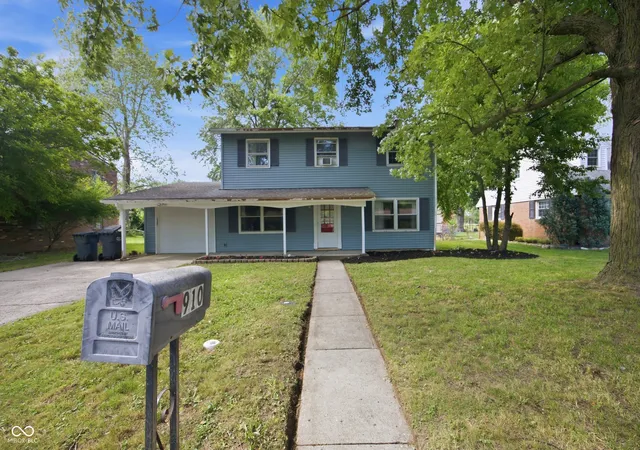 3rd image of 910 Heritage Ln, Anderson, IN 46013 | MLS# 22106601