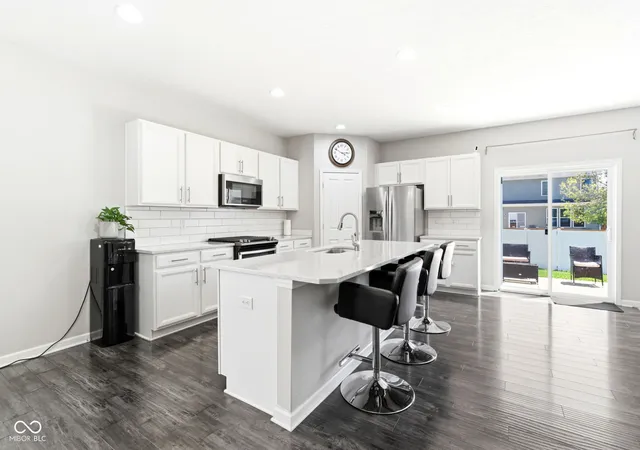 Photo 3 of Single family home for sale at 10359 Deercrest Ln, Indianapolis, IN 46239 | MLS# 22106604 | Listing updated on 2026-08-03