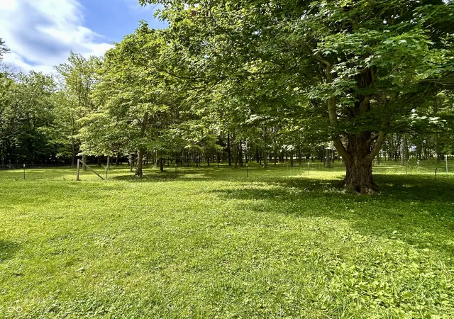 Photo 14 of Sale Pending at 5090 S Neet Rd, Rockville, IN 47872 | MLS# 22106608 | Listing updated on 2026-10-22