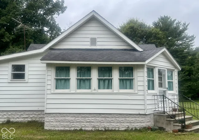 Single family home for sale at 5090 S Neet Rd, Rockville, IN 47872 | MLS# 22106608