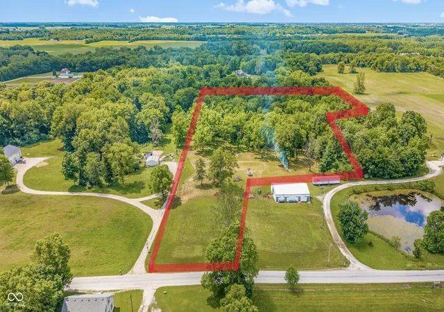 Homes for sale in Carthage, IN | 0 400 S, Carthage, IN 46115 | MLS# 22106616