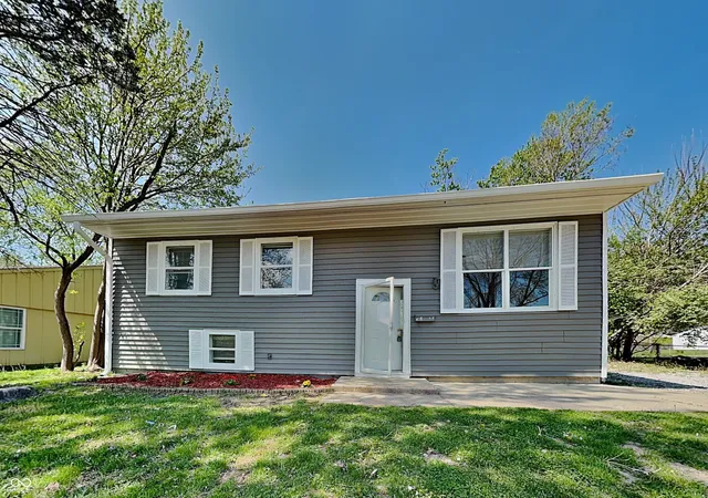 Photo 1 of Single family home for sale at 5614 Regency Dr, Indianapolis, IN 46224 | MLS# 22106626 | Listing updated on 2026-07-08