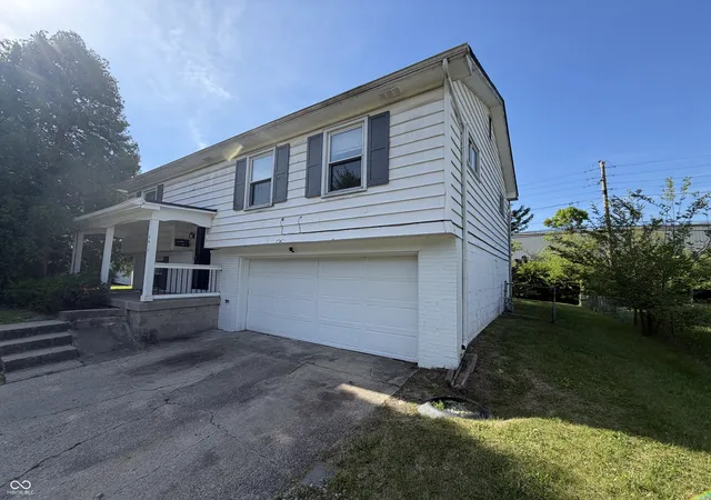Photo 2 of Single family home for sale at 8415 E 34th Street, Indianapolis, IN 46226 | MLS# 22106646 | Listing updated on 2026-10-12