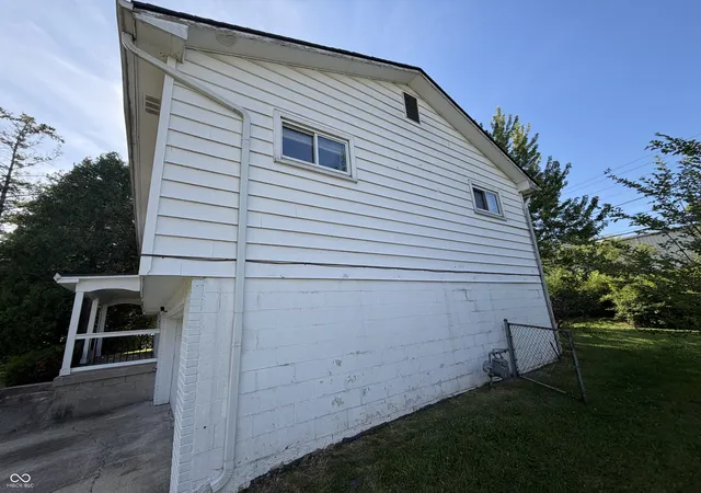 Photo 3 of Single family home for sale at 8415 E 34th Street, Indianapolis, IN 46226 | MLS# 22106646 | Listing updated on 2026-10-12