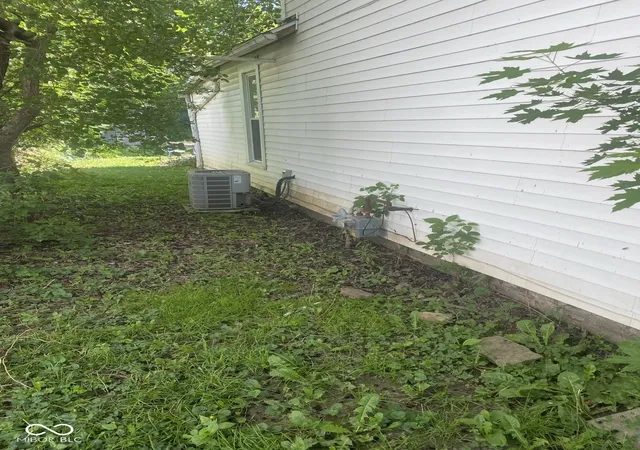 Homes for sale in Muncie, IN | 1022 W Powers St, Muncie, IN 47305 | MLS# 22106647