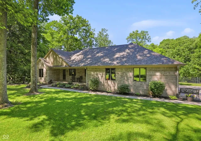 Photo 2 of Single family home for sale at 9279 New Harmony Rd, Martinsville, IN 46151 | MLS# 22106665 | Listing updated on 2026-09-16