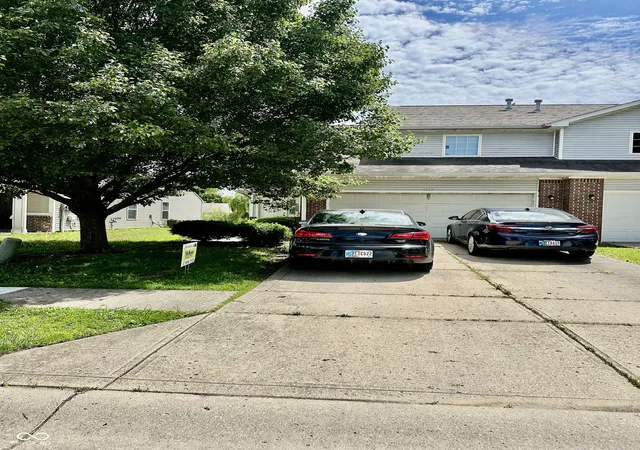1st image of 1113 Cobra Dr, Franklin, IN 46131 | MLS# 22106675
