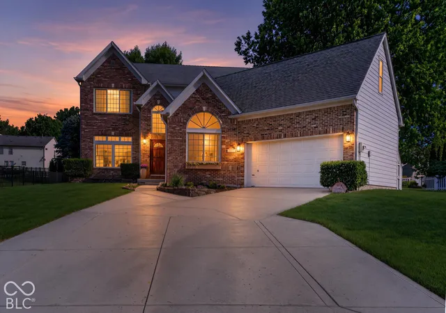 Photo 2 of Single family home for sale at 6758 Loretta Ct, Avon, IN 46123 | MLS# 22106713 | Listing updated on 2026-10-06