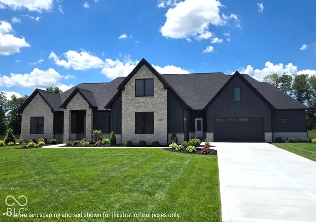 Single family home for sale at 2786 S Kings Way, New Palestine, IN 46163 | MLS# 22106727