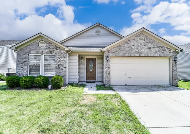 1st image of 10275 Lothbury Cir, Fishers, IN 46037 | MLS# 22106732