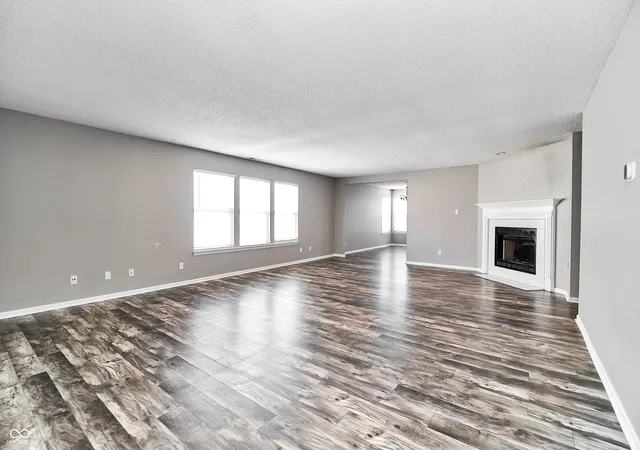 2nd image of 10275 Lothbury Cir, Fishers, IN 46037 | MLS# 22106732