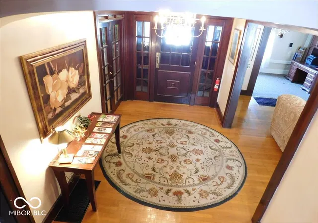 3rd image of 909 E 38Th St, Indianapolis, IN 46205 | MLS# 22106735