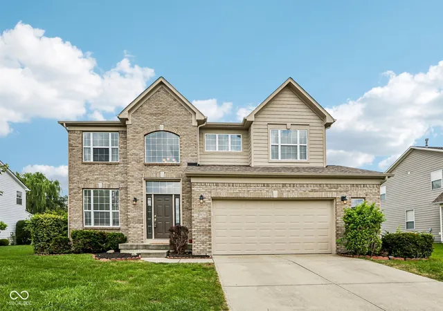 Photo 2 of Single family home for sale at 3992 Rowlett Pl, Carmel, IN 46074 | MLS# 22106753 | Listing updated on 2026-09-19