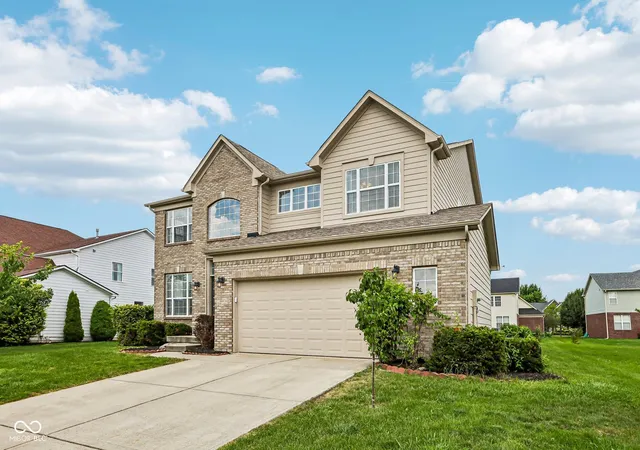 Homes for sale in Carmel, IN | 3992 Rowlett Pl, Carmel, IN 46074 | MLS# 22106753