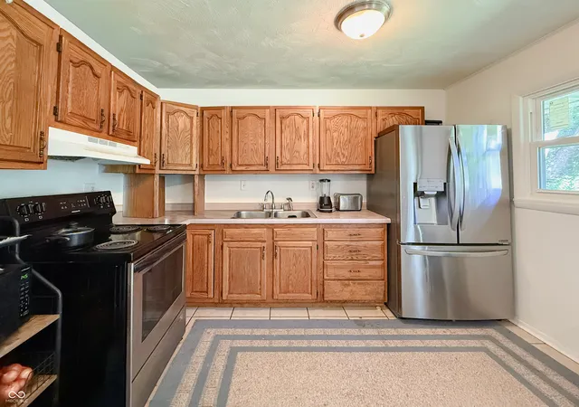 Photo 3 of Single family home for sale at 4107 Eisenhower Dr, Indianapolis, IN 46254 | MLS# 22106760 | Listing updated on 2026-10-05