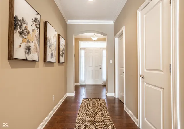 Photo 3 of Sale Pending at 15124 Kampen Cir, Carmel, IN 46033 | MLS# 22106773 | Listing updated on 2026-08-05