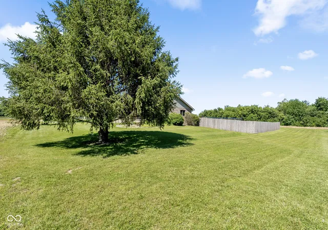5th image of 1802 N Ewing St, Seymour, IN 47274 | MLS# 22106780