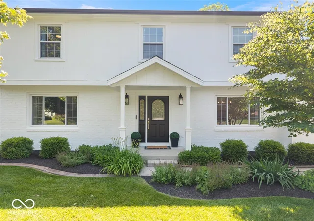 Photo 3 of Sale Pending at 570 S Harbour, Noblesville, IN 46062 | MLS# 22106782 | Listing updated on 2026-08-31