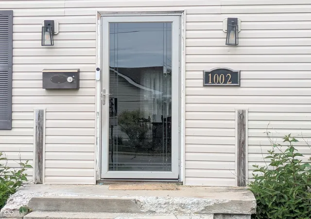 4th image of 1002 S Noble St, Shelbyville, IN 46176 | MLS# 22106785
