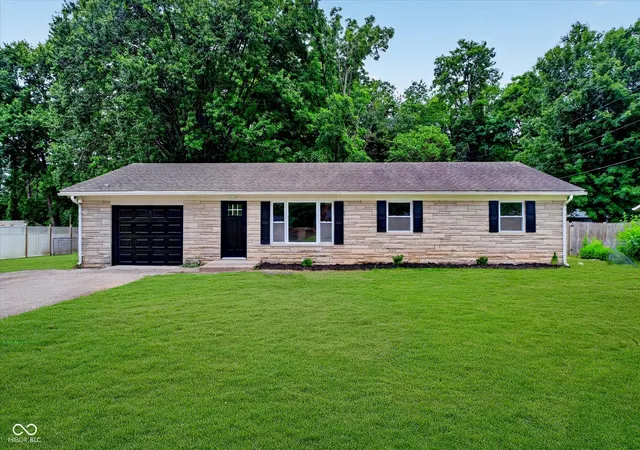 Homes for sale in Morgantown, IN | 529 Everling Dr, Morgantown, IN 46160 | MLS# 22106788