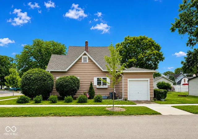3rd image of 89 W Mitchell Ave, Martinsville, IN 46151 | MLS# 22106801