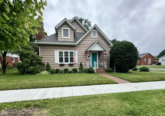 1st image of 89 W Mitchell Ave, Martinsville, IN 46151 | MLS# 22106801