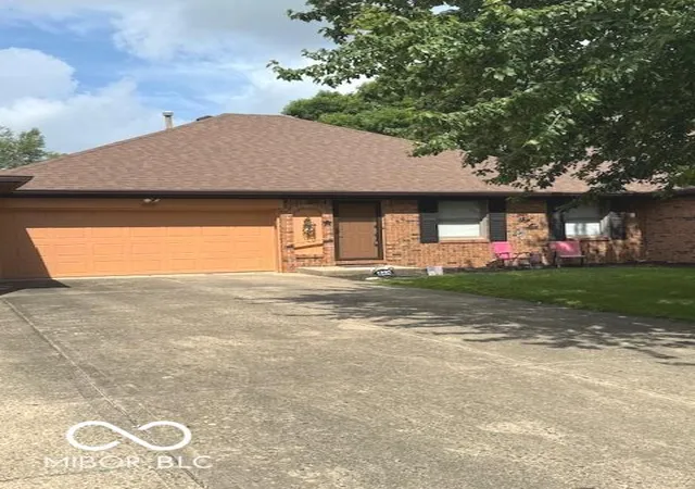 Photo 1 of Condo for sale at 1220 Willow Springs Blvd #38, Brownsburg, IN 46112 | MLS# 22106849 | Listing updated on 2026-09-23