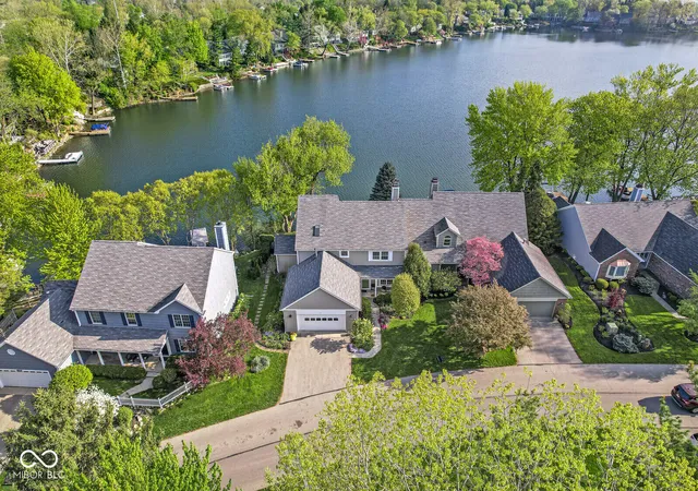 Photo 2 of Condo for sale at 3312 Bay Rd S Dr, Indianapolis, IN 46240 | MLS# 22106893 | Listing updated on 2026-10-02